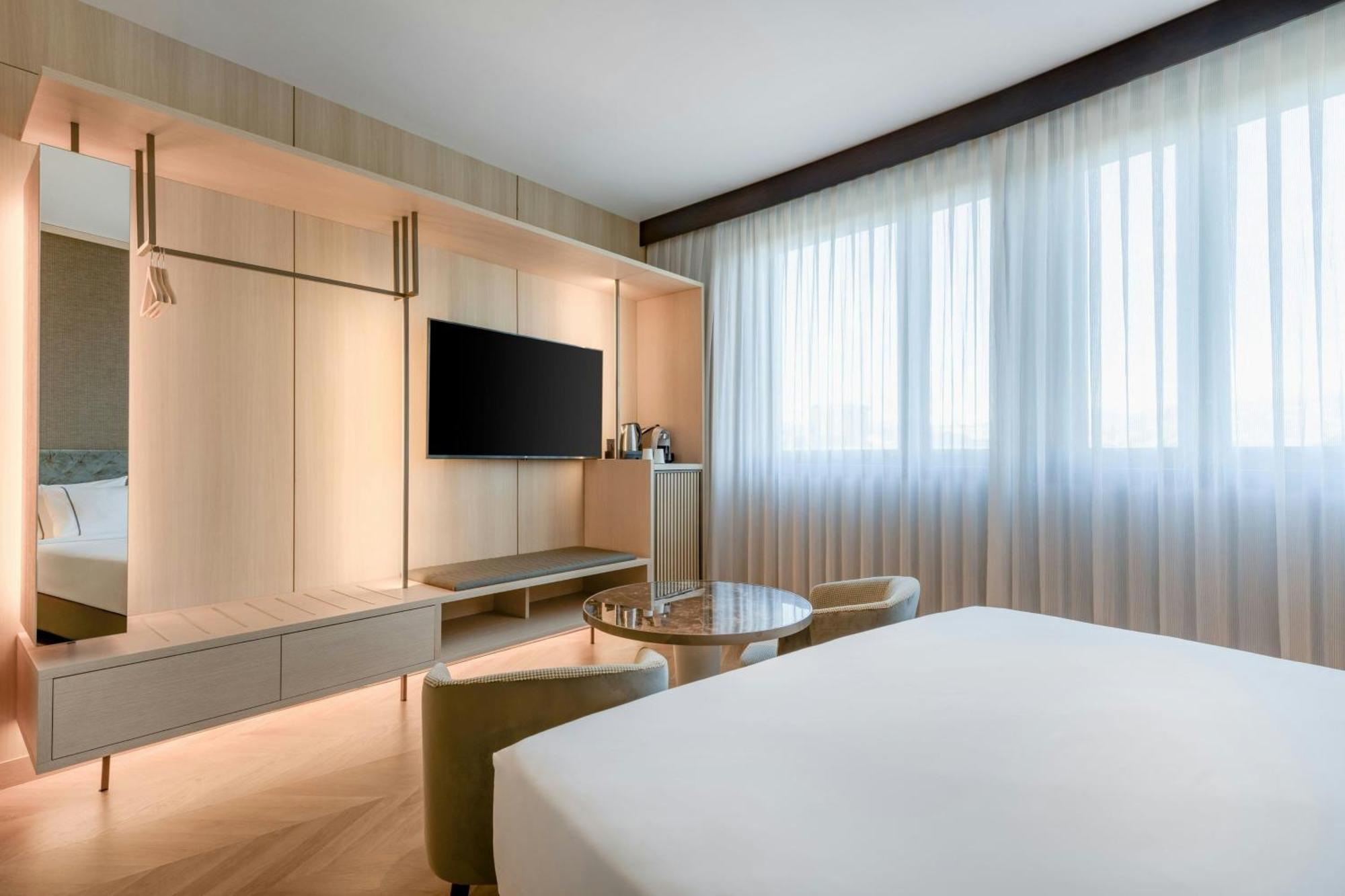 Superior King Room, Guest room, 1 King,1729994357:JPEG
