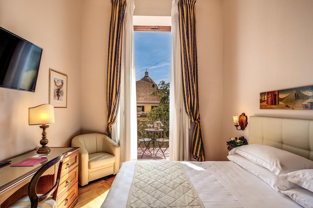 Tweepersoonskamer met 1 of 2 Bedden en Uitzicht op de Tuin
