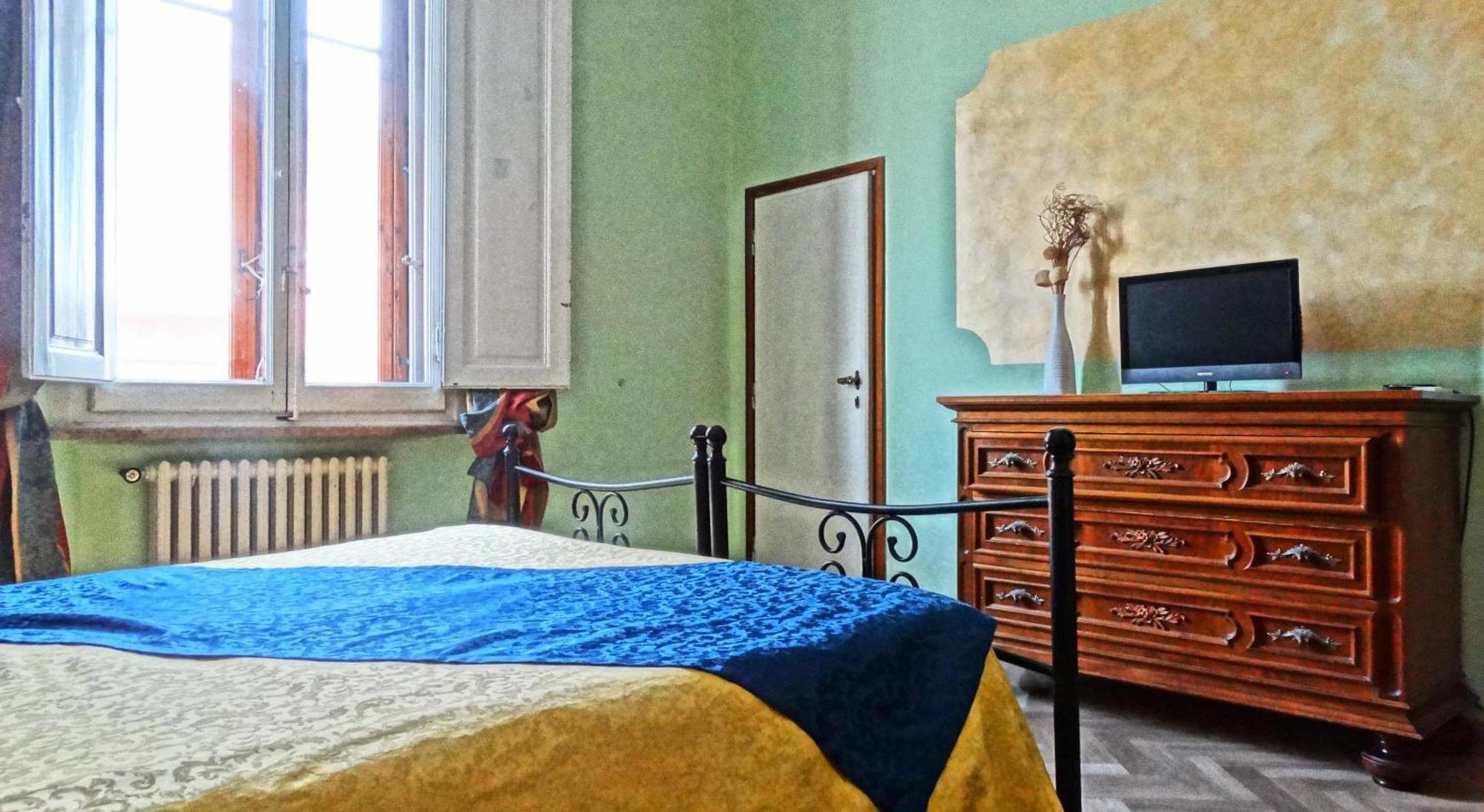Twin Room,675971280:JPEG
