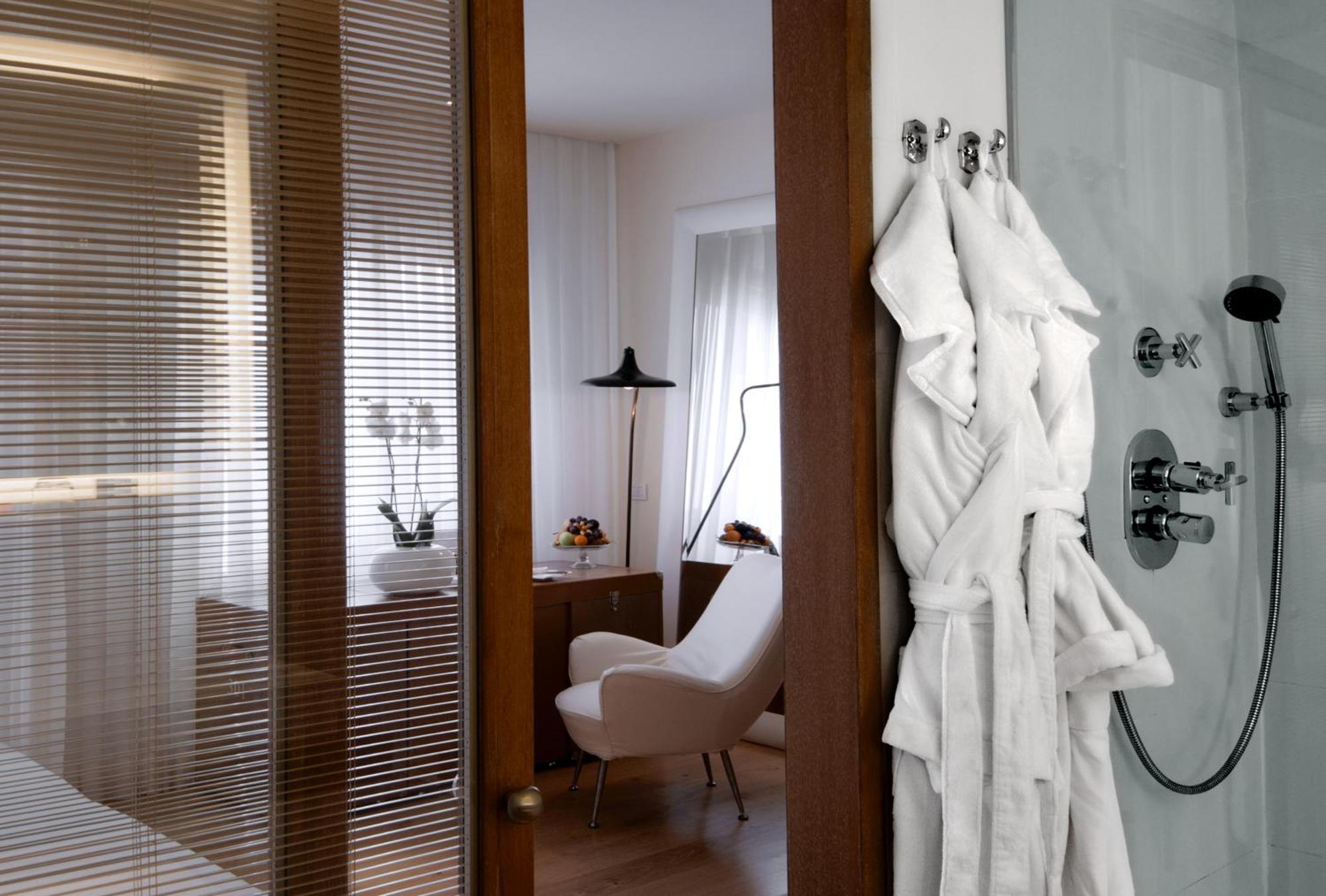 Quarto Superior com Cama de Casal ou 2 de Solteiro