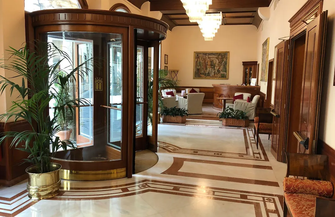 Hotel Pierre-1